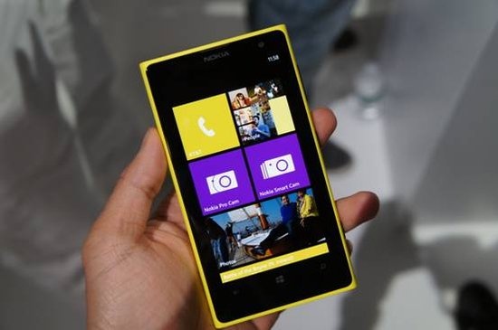 腾讯数码 钱小磊发自纽约 诺基亚今天在发布了采用Windows Phone操作系统的Lumia系列新机。