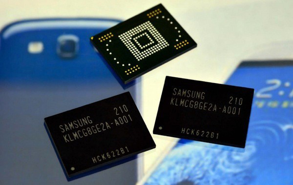 Samsung 128GB Flash Storage