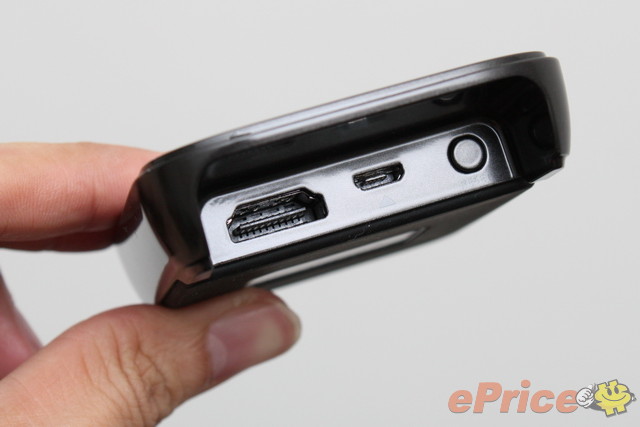 三星 Galaxy S4 无线充电组、无线分享器试用 三星 Galaxy S4 无线充电组、无线分享器试用