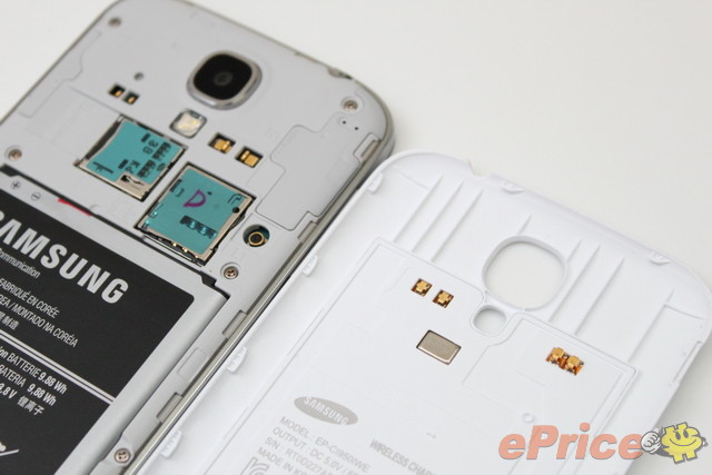 三星 Galaxy S4 无线充电组、无线分享器试用 三星 Galaxy S4 无线充电组、无线分享器试用