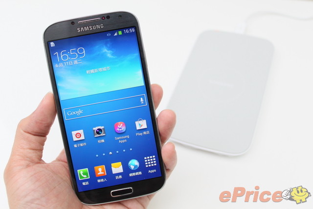 三星 Galaxy S4 无线充电组、无线分享器试用 三星 Galaxy S4 无线充电组、无线分享器试用